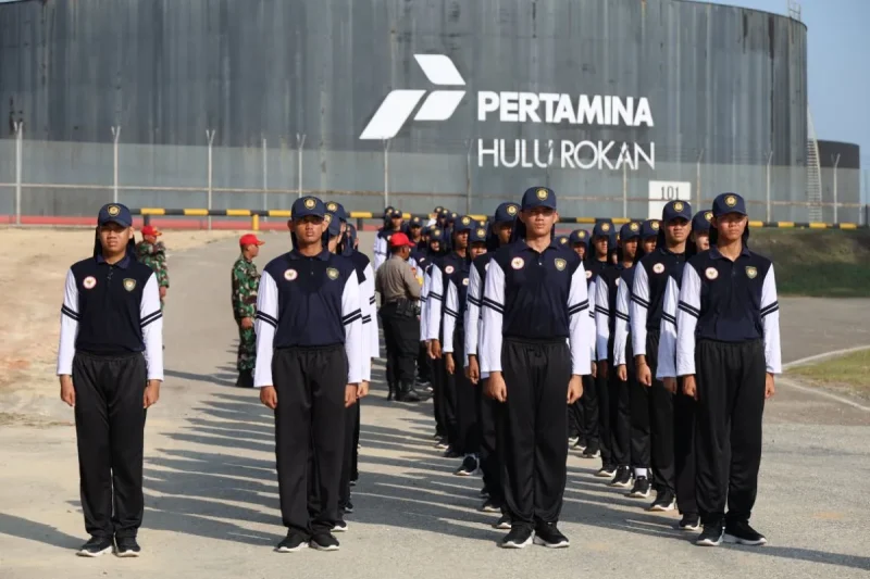 Gladi kotor Paskibraka sebelum peringatan upacara puncak Hari Lahir (Harlah) Pancasila 1 Juni 2024, di Lapangan Garuda Pertamina Hulu Rokan, Dumai, Provinsi Riau, Rabu (29/5/2024). (ANTARA/HO-Humas BPIP)
