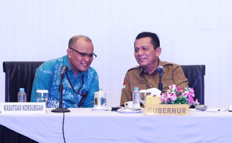 Rapat Koordinasi Pendalaman Monitoring Center for Prevention (MCP) KPK pada Area Perizinan dan Area Pengadaan Barang dan Jasa di Lingkungan Pemerintah Provinsi Kepulauan Riau bersama KPK RI di Aula Wan Seri Beni, Dompak. (foto: diskominfo kepri)
