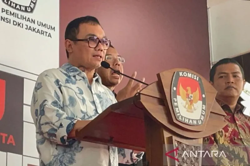 Ketua Divisi Sumber Daya Manusia, Organisasi, Pendidikan dan Pelatihan dan Penelitian dan Pengembangan KPU RI Parsadaan Harahap saat jumpa pers di KPU DKI Jakarta, Selasa (17/9/2024). ANTARA/Lifia Mawaddah Putri/pri.
